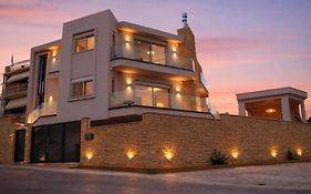 Elia Luxury Residence